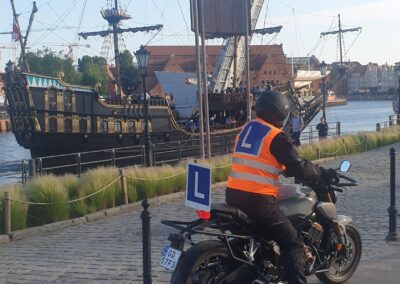 OSK Alpina nauka jazdy na motocyklu Gdańsk Stare miasto